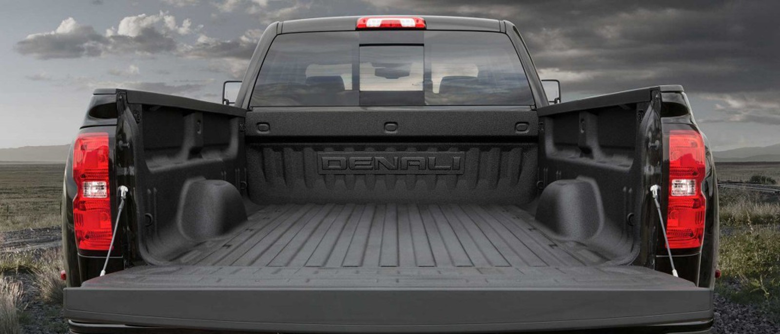 the-2016-gmc-sierra-2500hd-denali-excites-troy-and-dayton-drivers