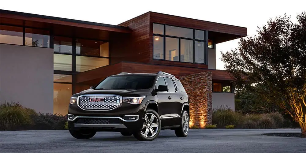 2018 Gmc Acadia Vs. 2017 Toyota Highlander 