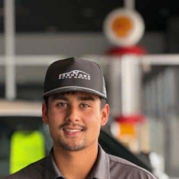 Dauthan Flores