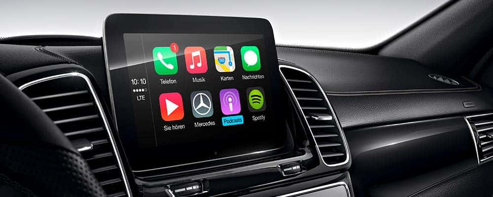 Setting Up Apple CarPlay® in a Mercedes-Benz | FJ Motorcars