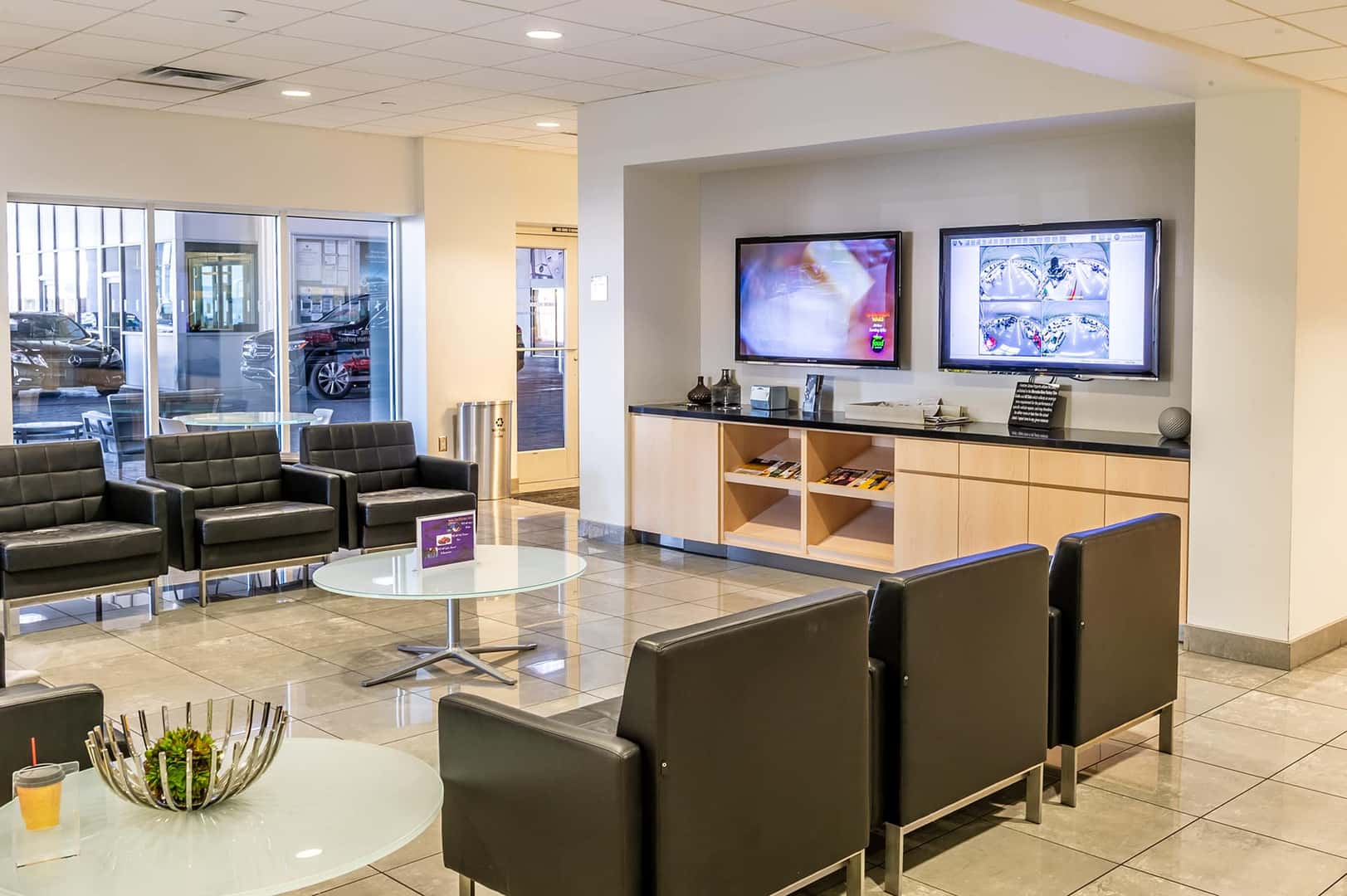 Indoor Guest Lounge