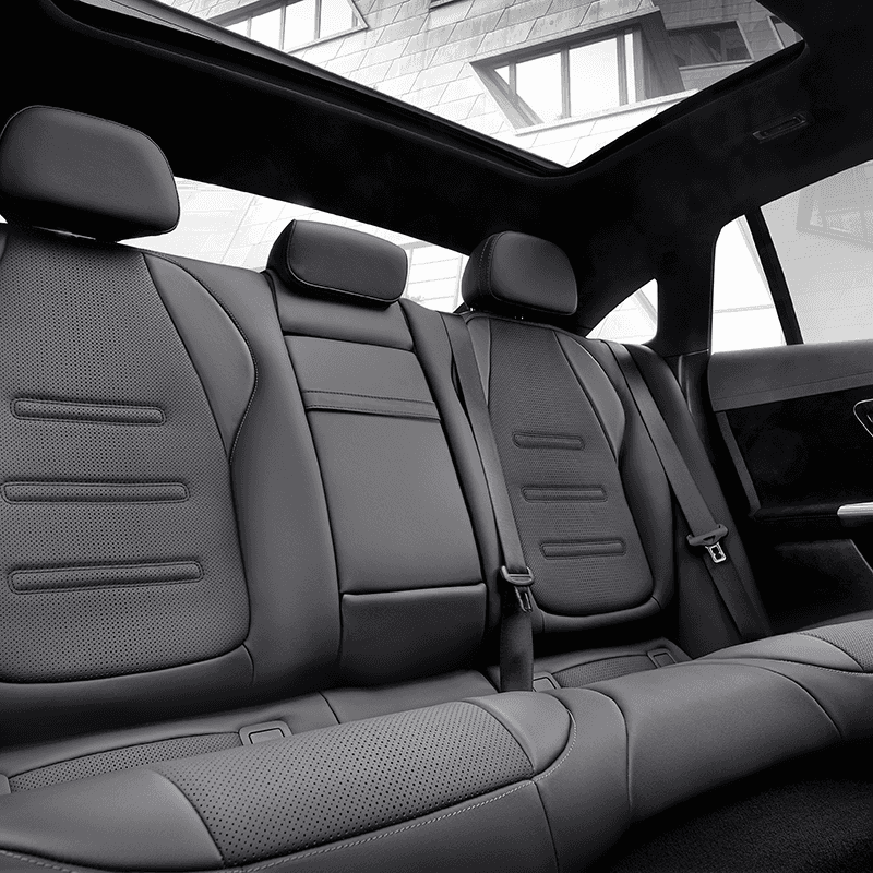AMG® EQE Sedan panorama roof