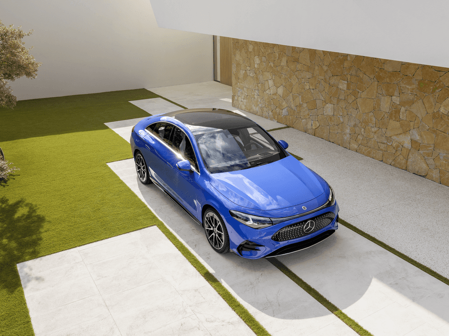 CLA Panoramic Roof
