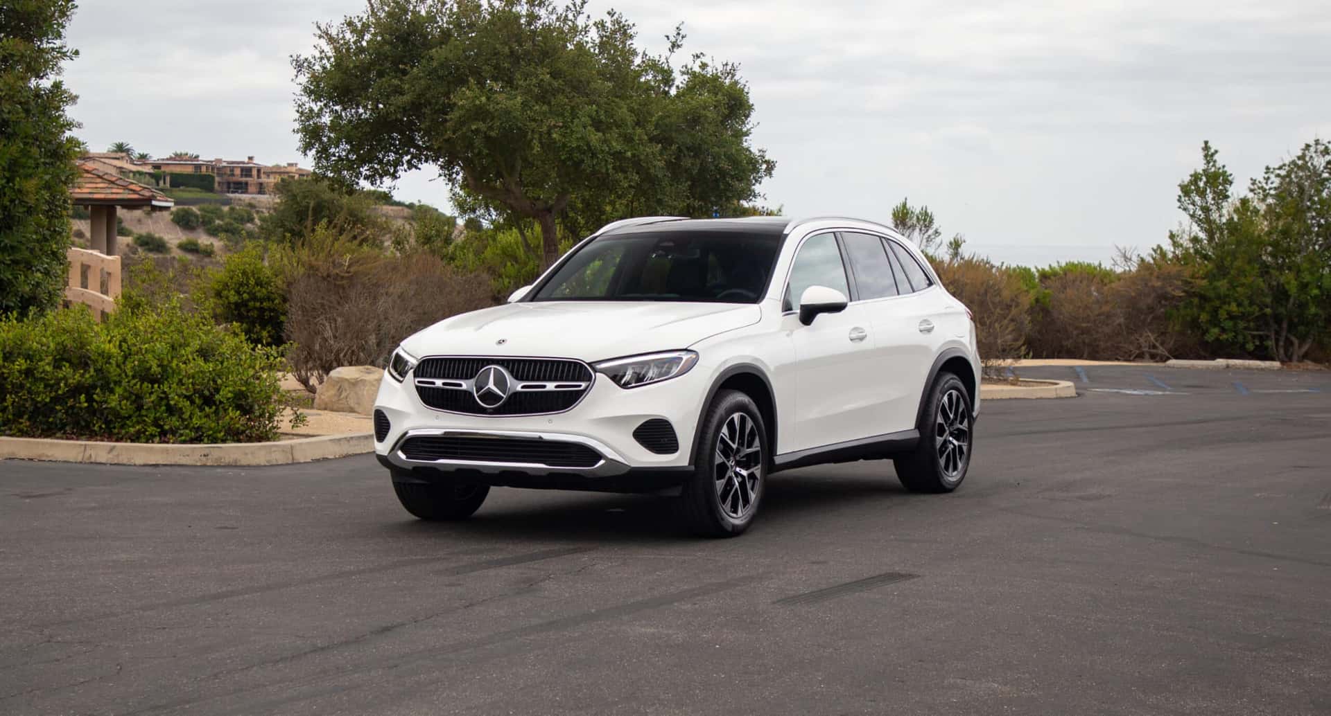 2026 Mercedes-Benz GLC 350e SUV at Mercedes-Benz of Ontario Ontario
