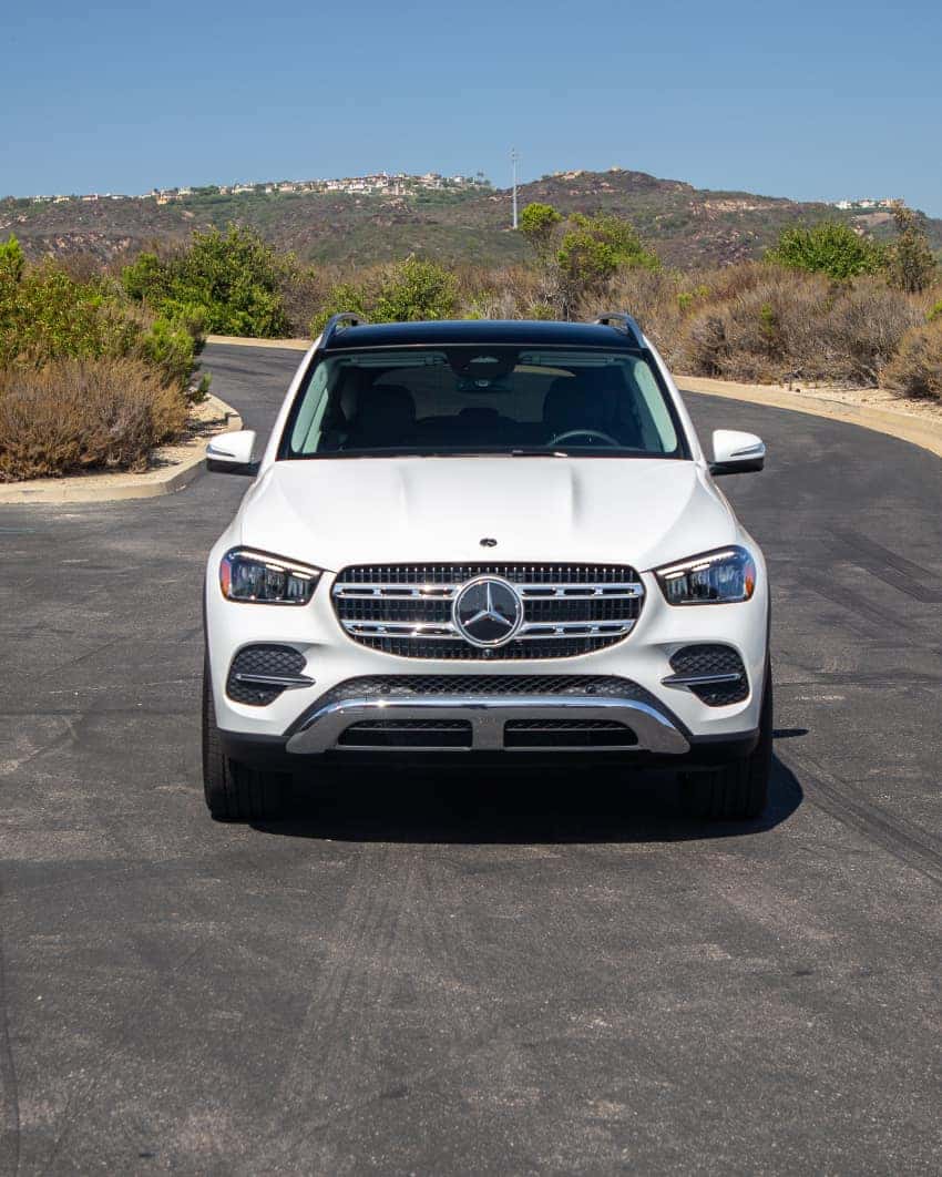 2026 GLE 450e SUV standard aluminum roof rails built for adventure and Mercedes-Benz accessories