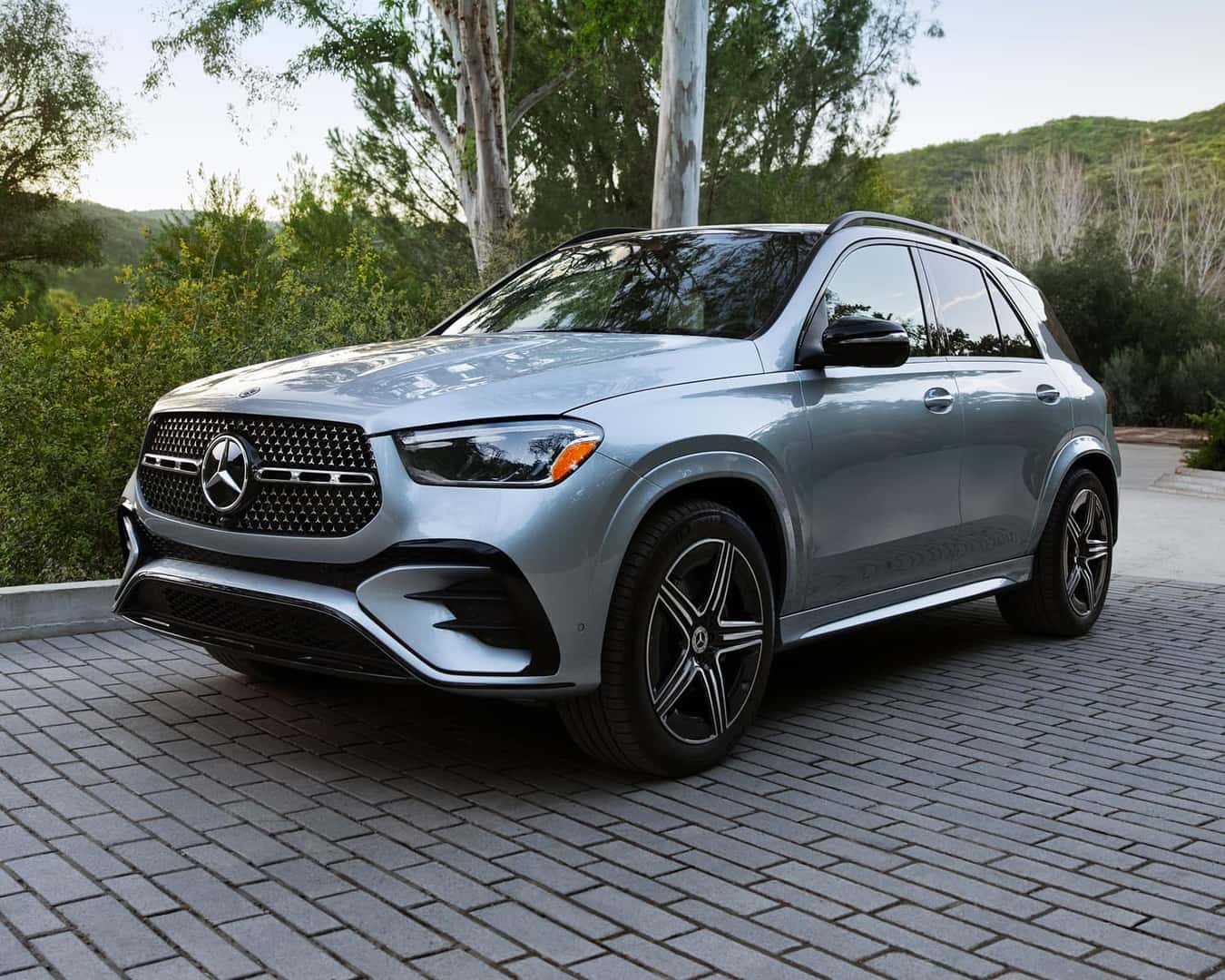 Decades of Luxury and Performance