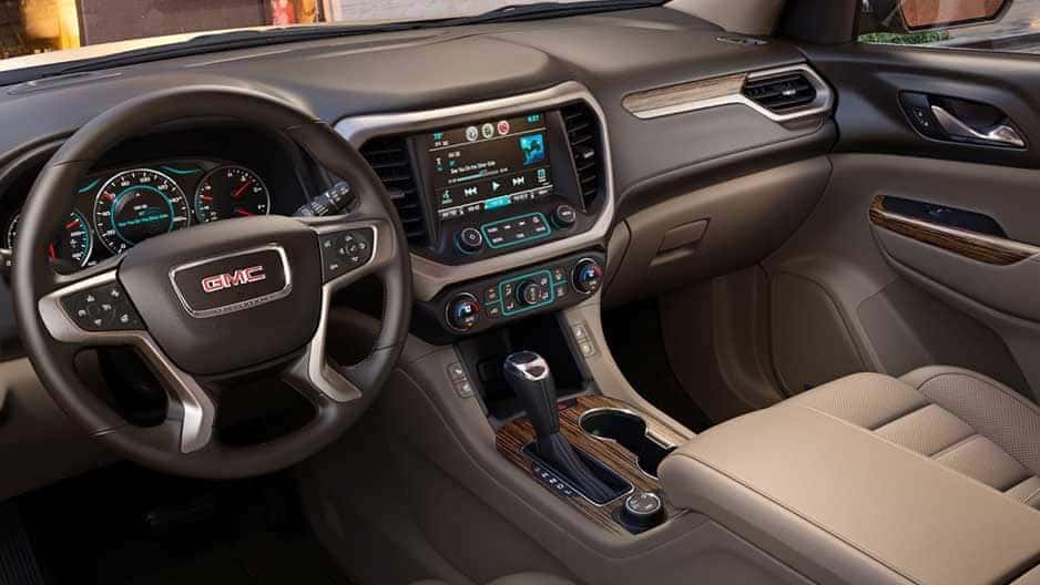 Technology Features of the New GMC Acadia at Garber in Jacksonville, FL