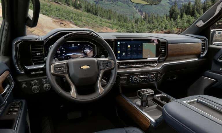 2024 Chevrolet Silverado 1500 interior front
