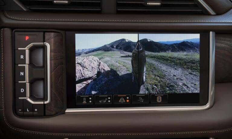 2023 GMC Yukon interior backup camera display