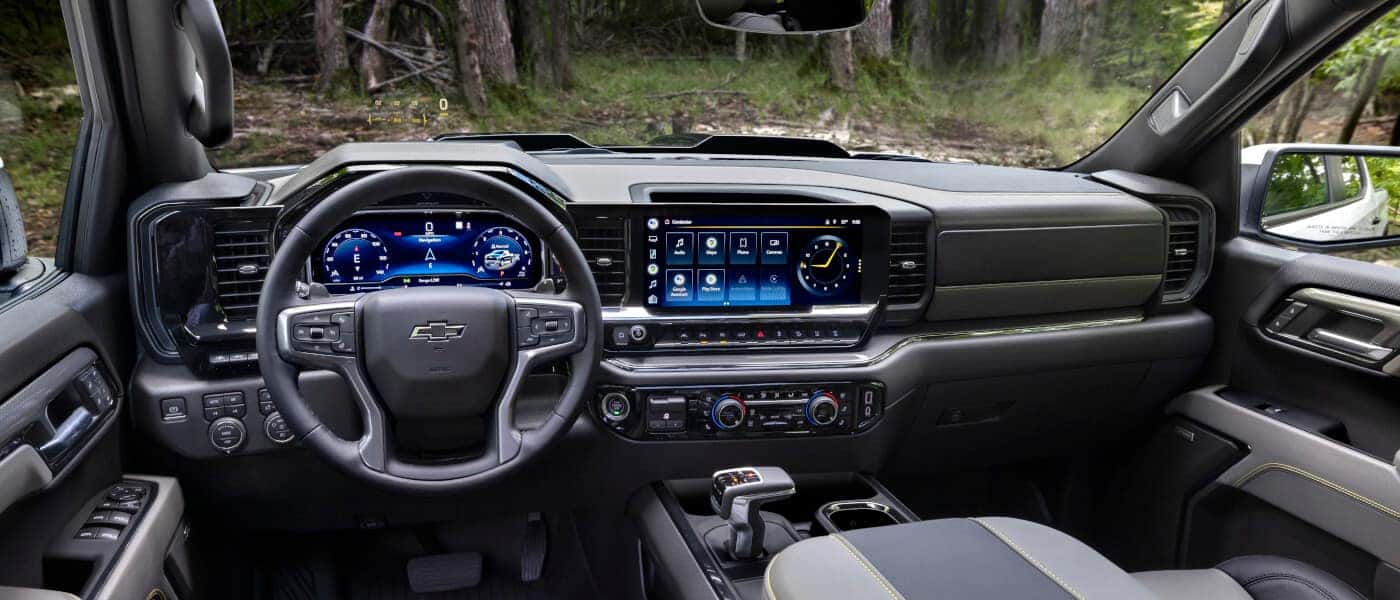 2024 Chevy Silverado 1500 interior front
