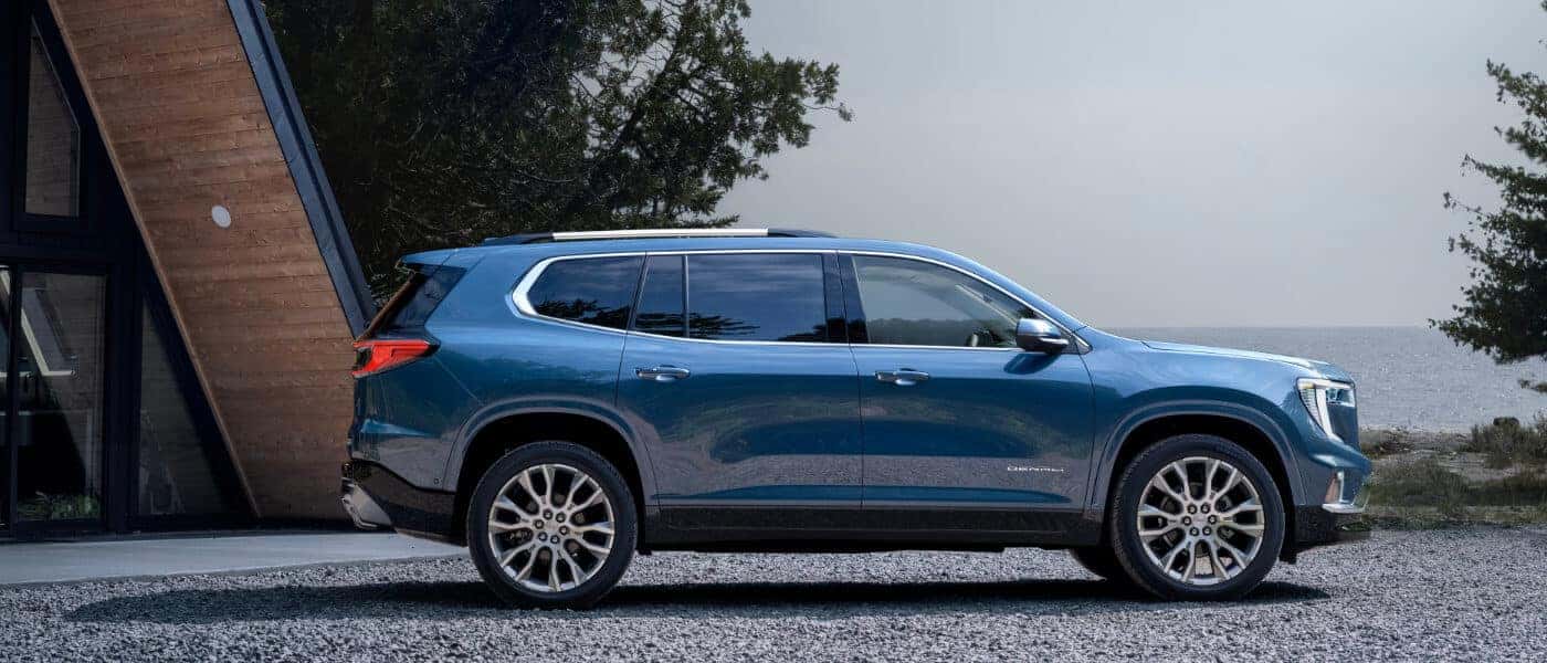 2024 GMC Acadia exterior parked in driveway