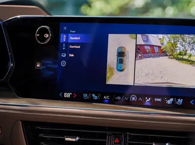 Chevrolet Surround Vision Recorder display