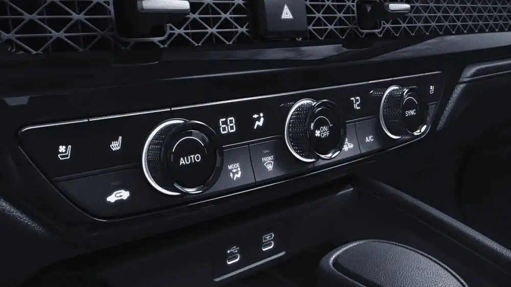 2026 Honda Accord dual-zone automatic climate control panel near Commack NY showing temperature display and fan controls