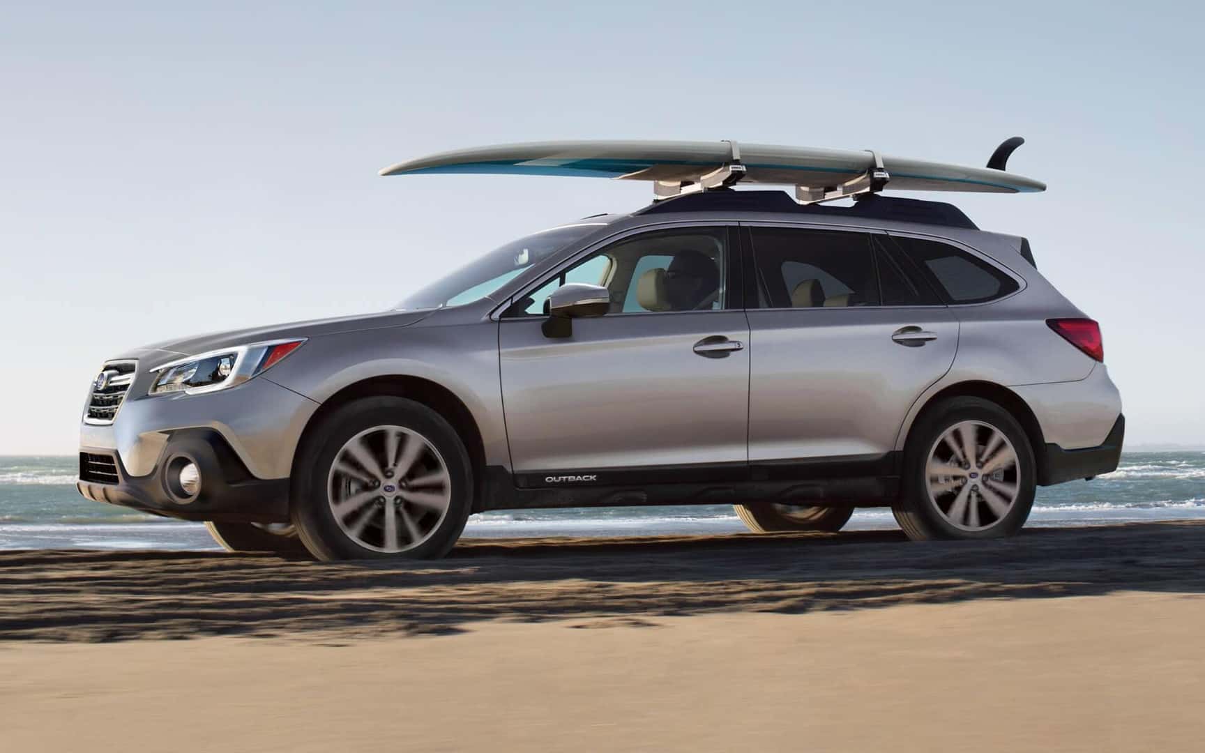 Meet the 2018 Subaru Outback AWD SUV Klamath Falls Subaru