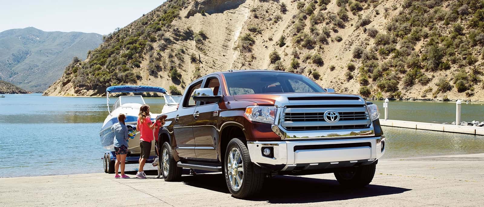 2015 Toyota Tundra Exterior towing boat
