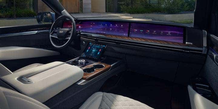 2025 Cadillac Escalade-V Technology Features in Waterbury, CT