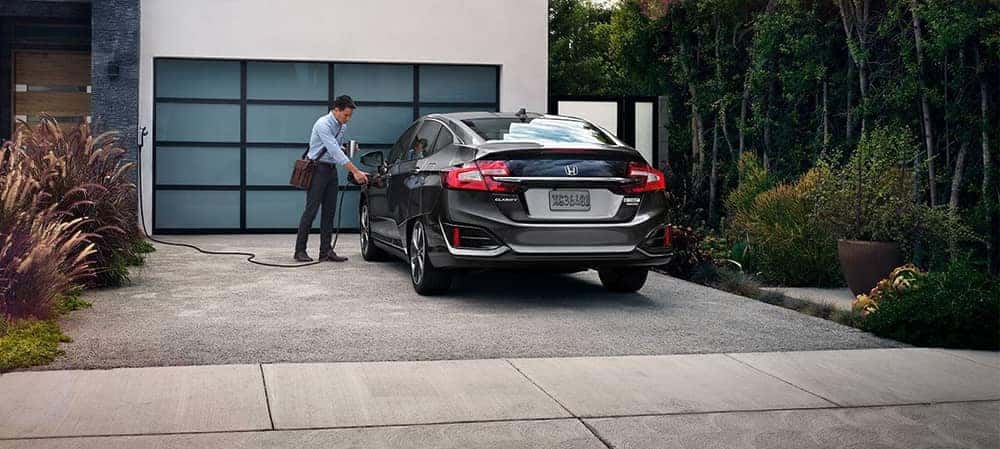 2018 Honda Clarity PIH In Driveway