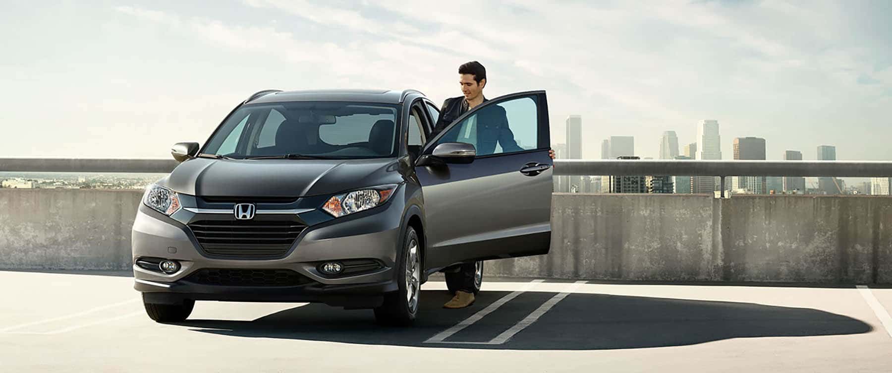 Honda City Milwaukee >> 2017 Honda Hr V Technology Features For Milwaukee Drivers Honda City Milwaukee >> 2017 Honda Hr V Technology Features For Milwaukee Drivers