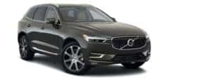 A black 2021 Volvo XC40 T6 Inscription is angled right.
