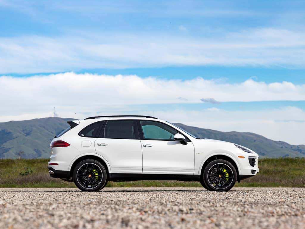 2018 Porsche Cayenne S Hybrid White
