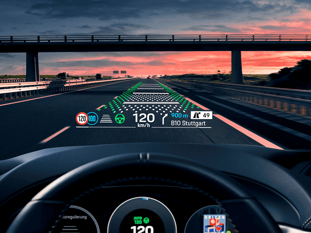 Macan Electric interior
