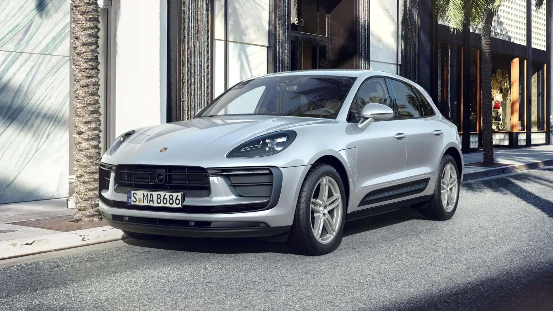 Macan in Dolomite Silver Metallic