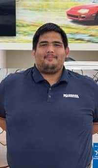 Richard Chaves (Hablo Español)