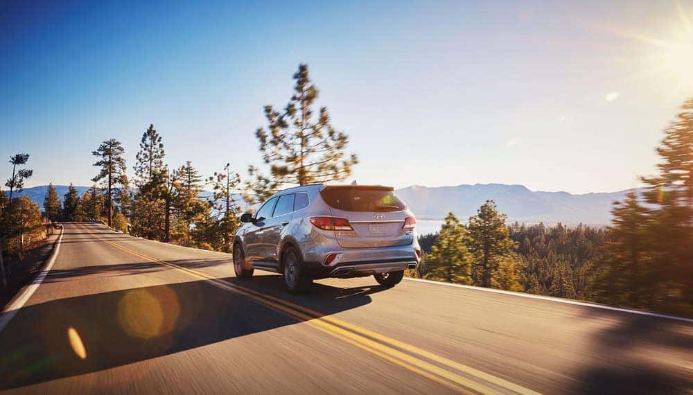 2018 Hyundai Santa Fe SE Gallery on road