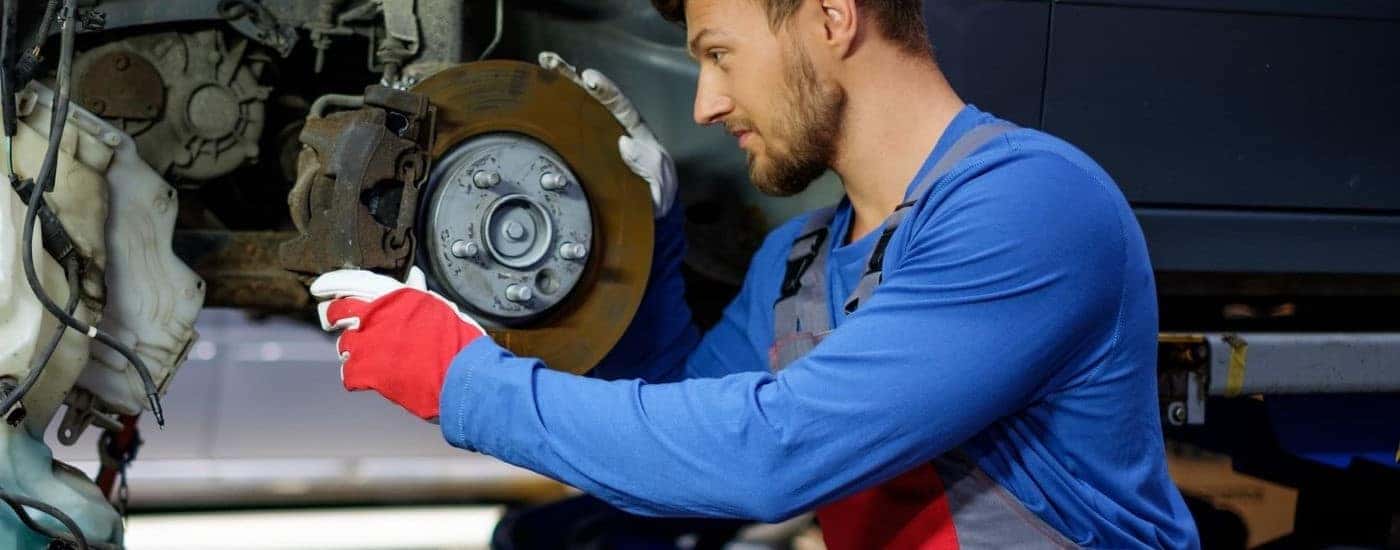 Toyota Oil Change Auto Service Center in Romeoville, IL