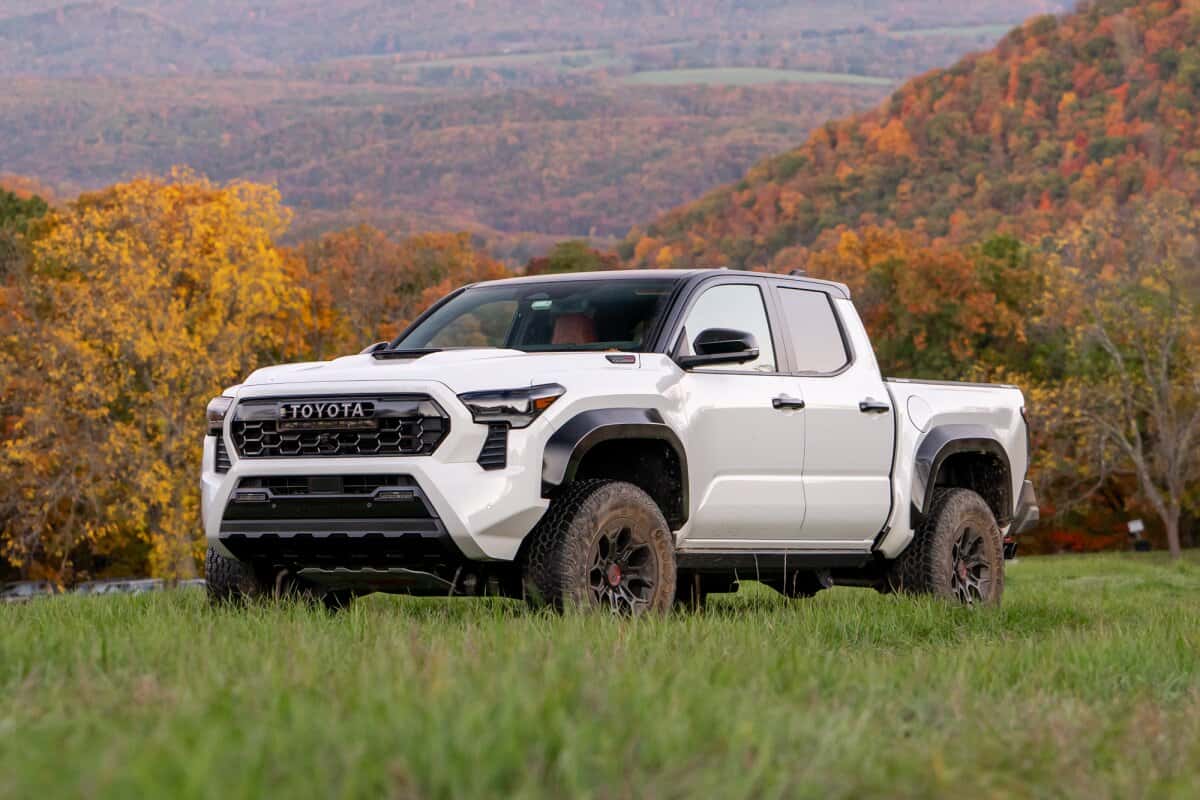 Romeoville Toyota | Your Trusted Car Dealership Near Aurora, IL 