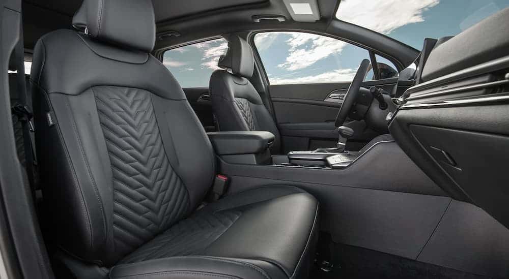 The gray interior and dash in a 2026 Kia Sportage for sale near Alcoa.