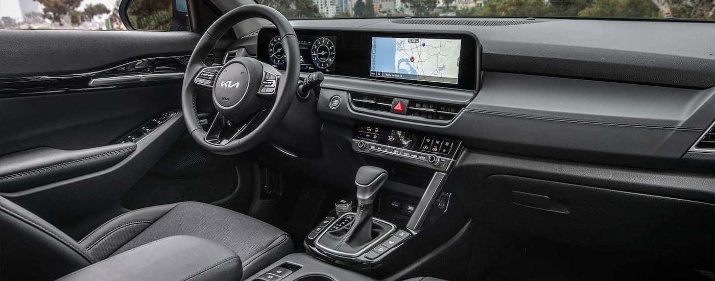 Infotainment and digital gauge cluster on a 2025 Kia Seltos