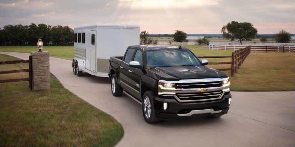 2018 Chevrolet Silverado 1500 High Country tows trailer
