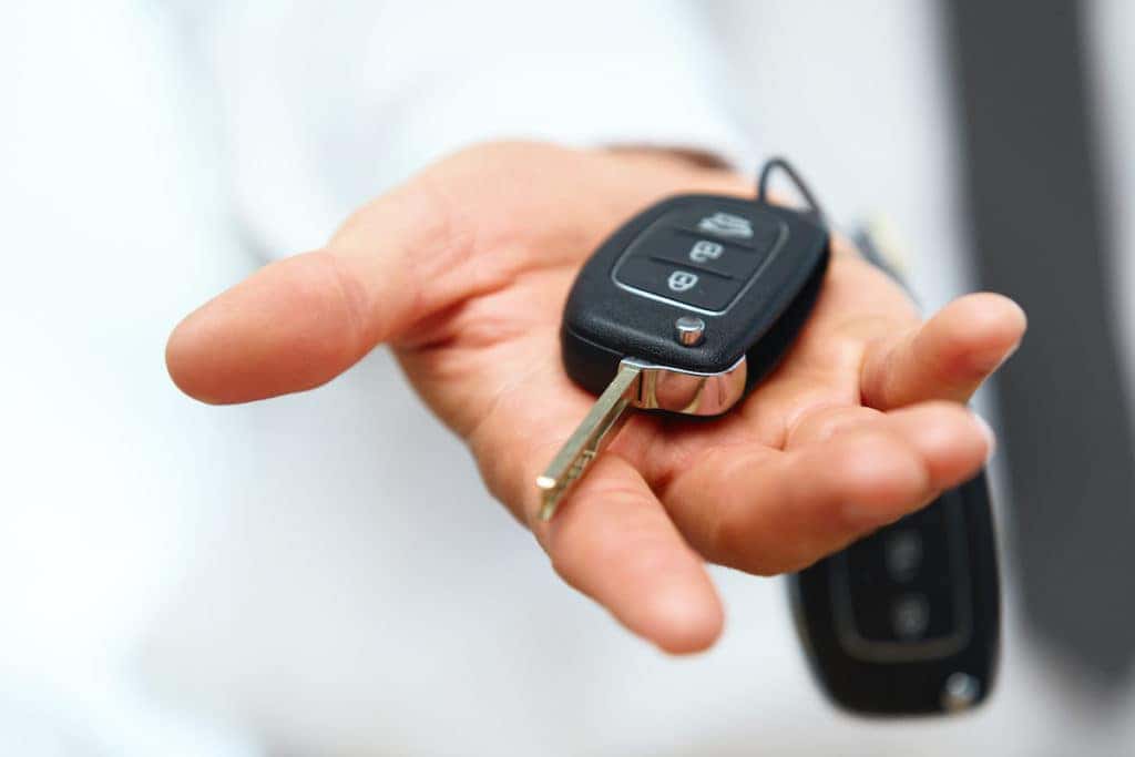 11 Different Types of Car Keys (with Pictures)