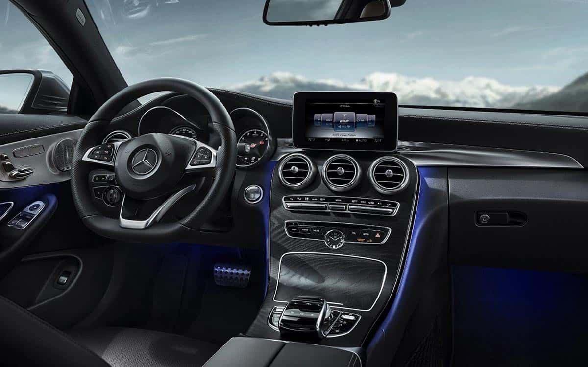 2017 C-Class Dash