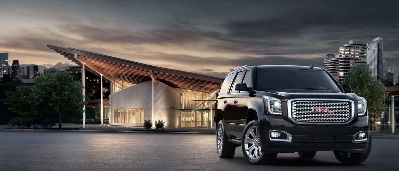 Check Out the Powerful and Luxurious 2017 GMC Yukon Denali