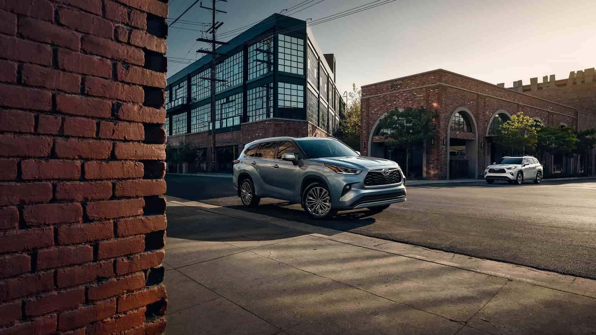 Purchase a SUV Online 2020 Toyota Highlander Hybrid Near Bossier City LA